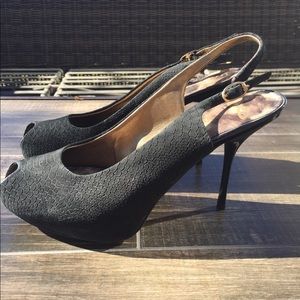 Sam Edelman Black Alligator Print Peep Toe Heels